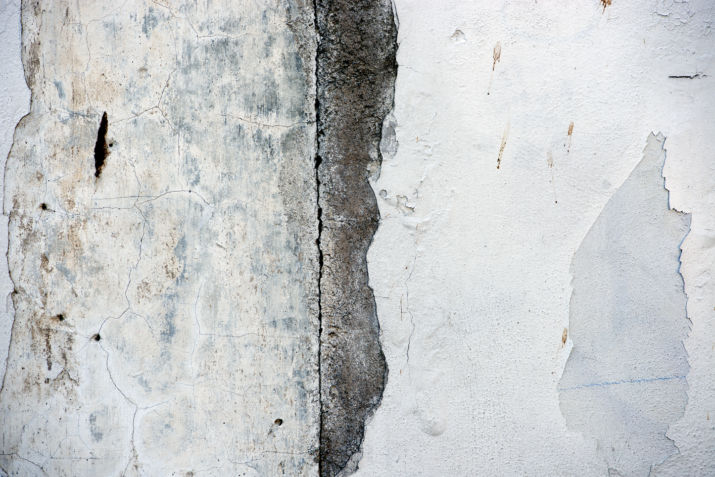 Texturas y formas en una pared en Cuernavaca