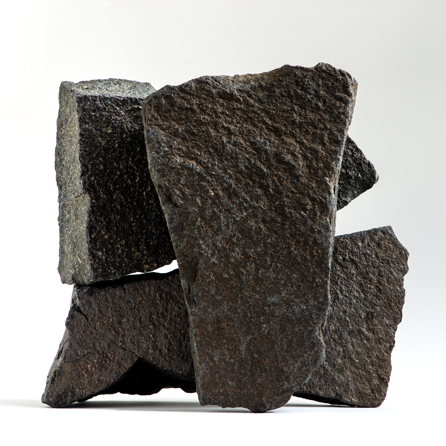 Arrangement of three slabs