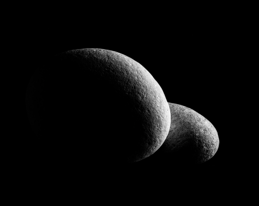 Dos rocas en silueta